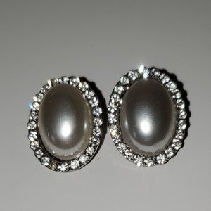 Faux Pearl and Rhinestone Women's Clip On Costume Jewelry Earrings